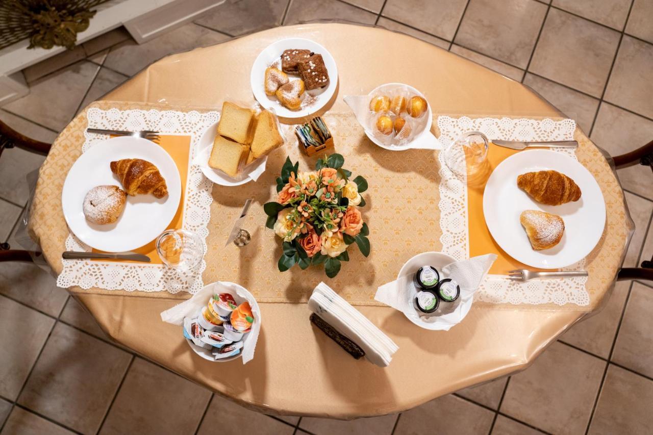 Real Borbone Bed & Breakfast Caserta Exterior photo