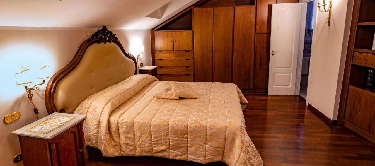 Real Borbone Bed & Breakfast Caserta Exterior photo
